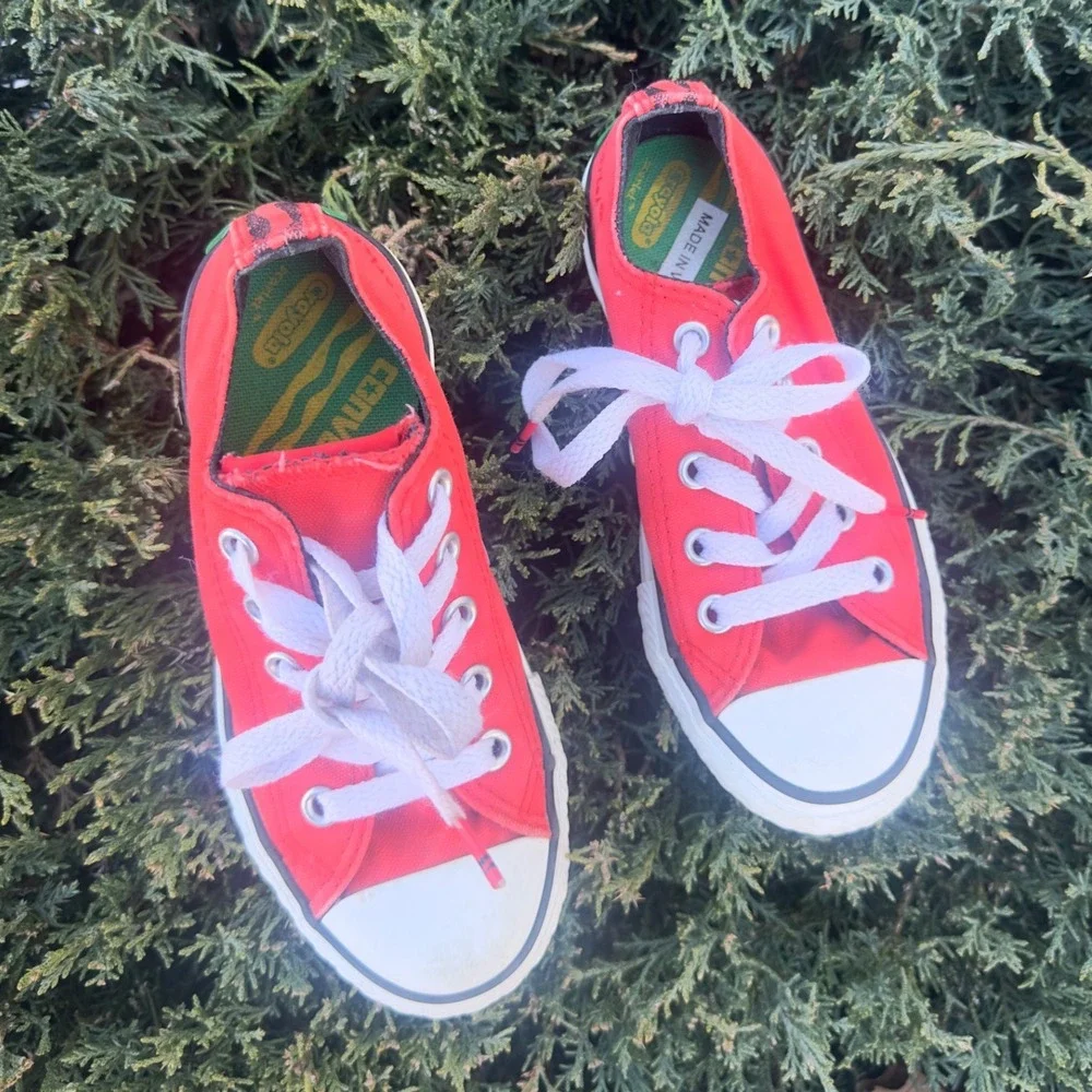 Converse All Star Crayola Scarlet Low Top Toddler Sneaker‎ Size 11 Orange Shoes